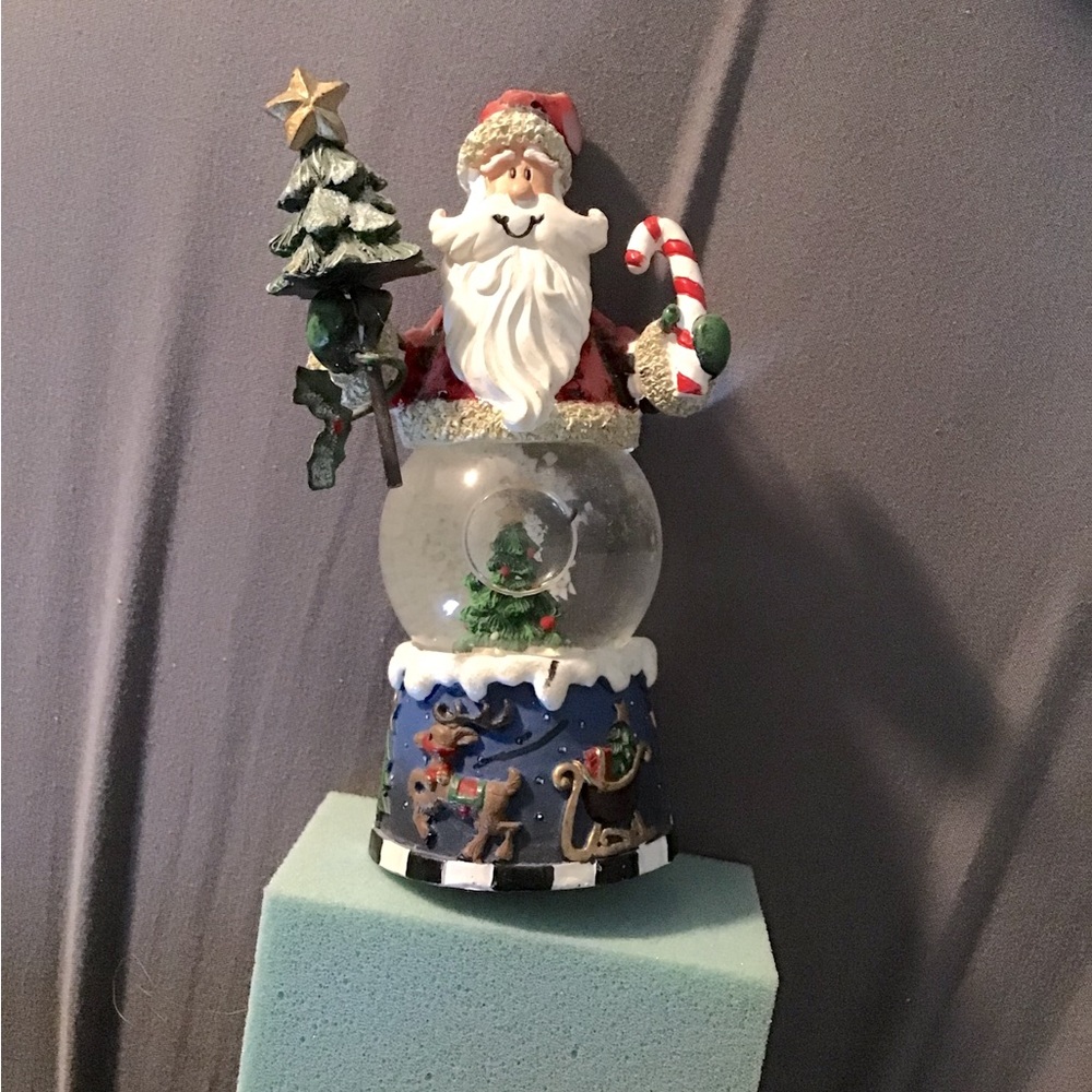 Snow globe